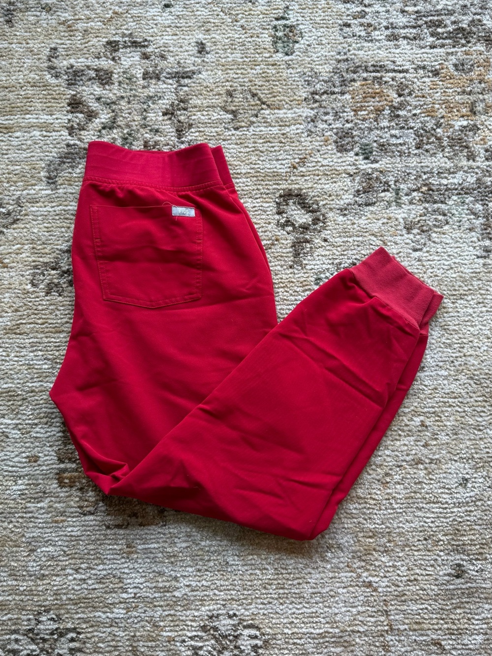 FIGS Red jogger scrub pant -S/P